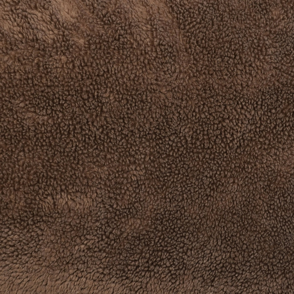 Orthopedische hondenmand met cognac bruine lederlook en zachte, pluche textuur voor optimaal comfort